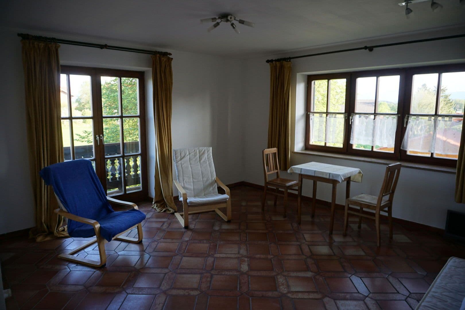 Predaj domu 250 m², pozemek 931 m², Huglfing, Bavorsko Predaj domu 250 m², pozemek 931 m², Huglfing, Bavorsko