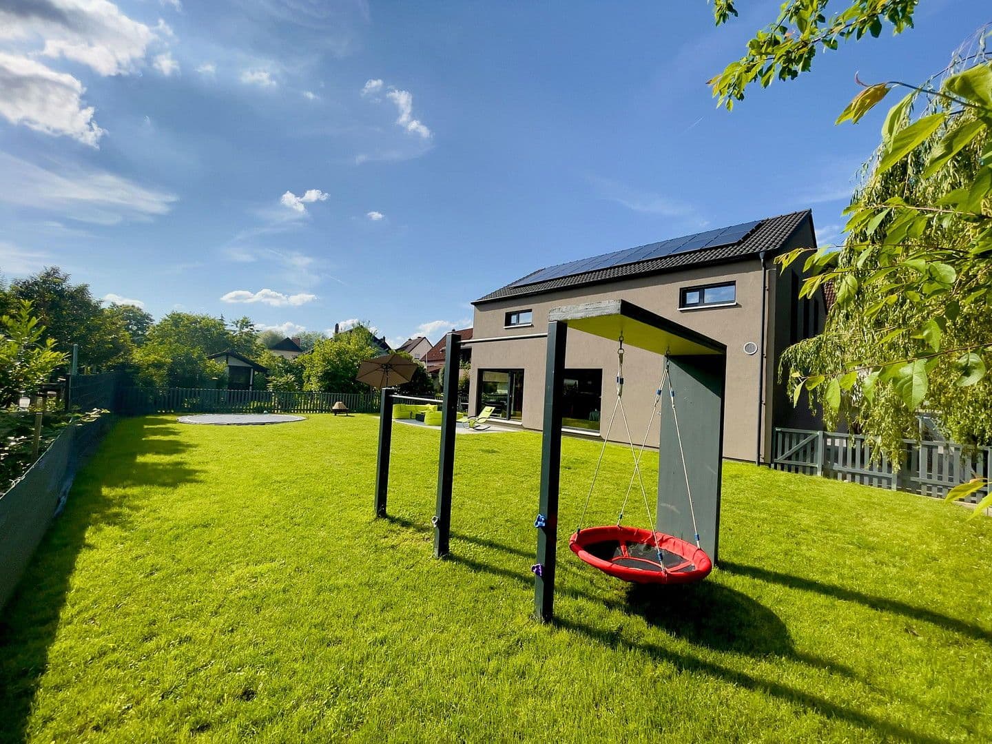 Predaj domu 163 m², pozemek 485 m², Waldshut-Tiengen, Bádensko-Wurttembersko Predaj domu 163 m², pozemek 485 m², Waldshut-Tiengen, Bádensko-Wurttembersko