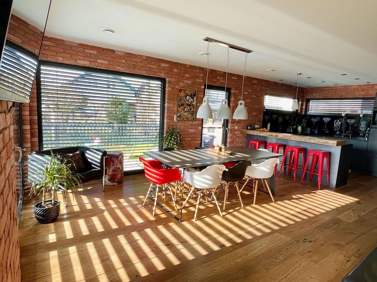 Predaj domu 163 m², pozemek 485 m², Waldshut-Tiengen, Bádensko-Wurttembersko Predaj domu 163 m², pozemek 485 m², Waldshut-Tiengen, Bádensko-Wurttembersko