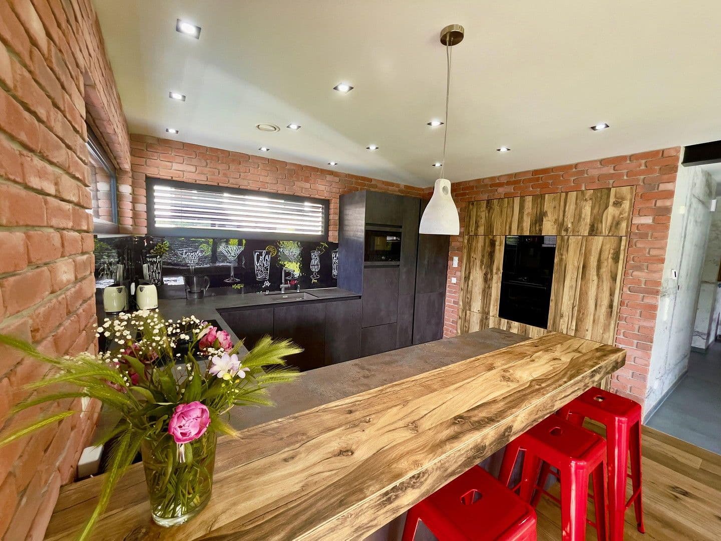 Predaj domu 163 m², pozemek 485 m², Waldshut-Tiengen, Bádensko-Wurttembersko Predaj domu 163 m², pozemek 485 m², Waldshut-Tiengen, Bádensko-Wurttembersko