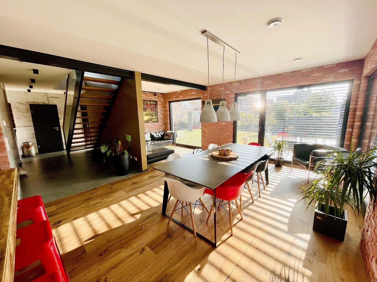 Predaj domu 163 m², pozemek 485 m², Waldshut-Tiengen, Bádensko-Wurttembersko Predaj domu 163 m², pozemek 485 m², Waldshut-Tiengen, Bádensko-Wurttembersko