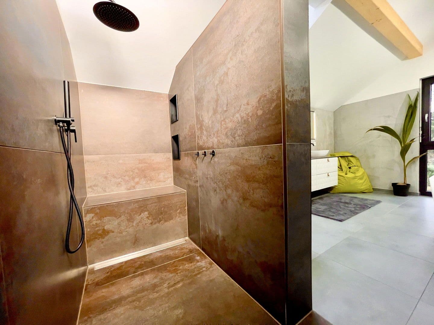 Predaj domu 163 m², pozemek 485 m², Waldshut-Tiengen, Bádensko-Wurttembersko Predaj domu 163 m², pozemek 485 m², Waldshut-Tiengen, Bádensko-Wurttembersko