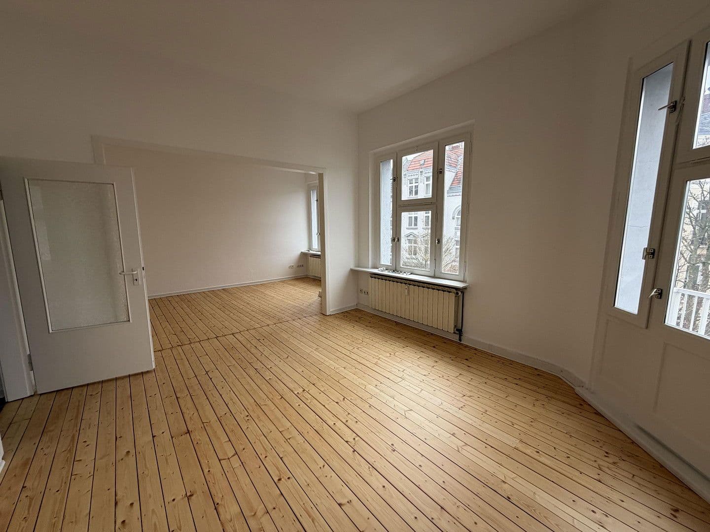 Prenájom bytu 2-izbový 87 m², Petersbergstraße 88, Köln, Severné Porýnie - Westfálsko Prenájom bytu 2-izbový 87 m², Petersbergstraße 88, Köln, Severné Porýnie - Westfálsko