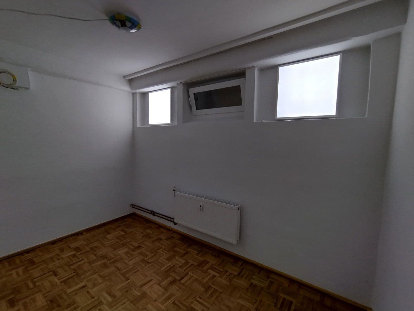 Prenájom bytu 3-izbový 119 m², Schwimmbadstraße 7, Bad Herrenalb, Bádensko-Wurttembersko Prenájom bytu 3-izbový 119 m², Schwimmbadstraße 7, Bad Herrenalb, Bádensko-Wurttembersko