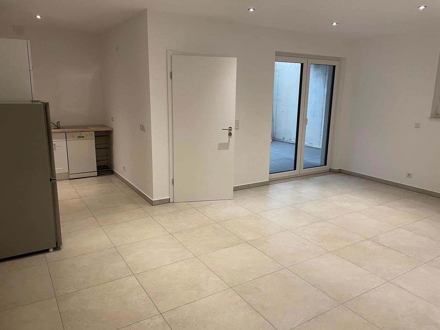 Prenájom bytu 2-izbový 65 m², Rauenberg, Bádensko-Wurttembersko Prenájom bytu 2-izbový 65 m², Rauenberg, Bádensko-Wurttembersko