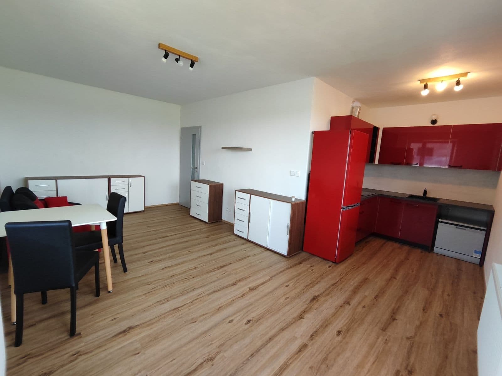 Prenájom bytu 2-izbový 54 m², Želetická, Praha, Praha Prenájom bytu 2-izbový 54 m², Želetická, Praha, Praha
