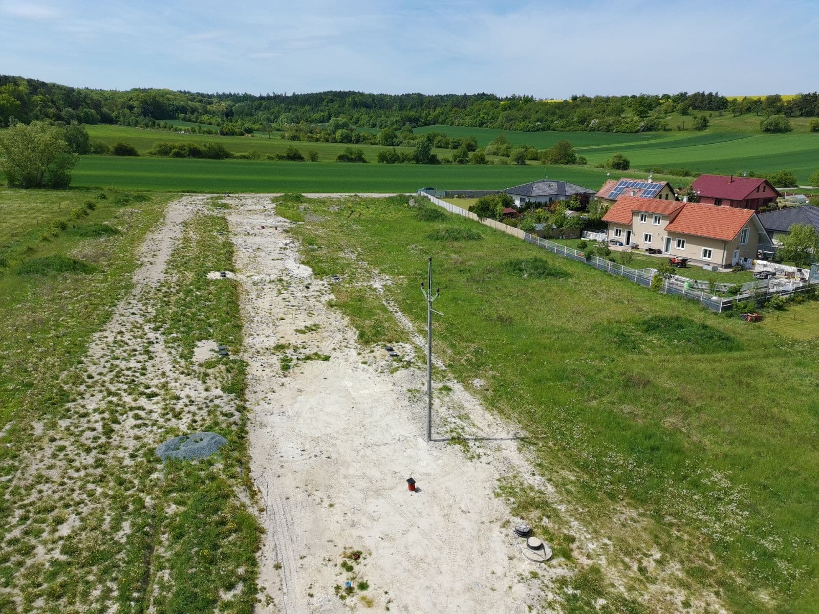 Predaj pozemku 834 m², Mšecké Žehrovice, Středočeský kraj Predaj pozemku 834 m², Mšecké Žehrovice, Středočeský kraj