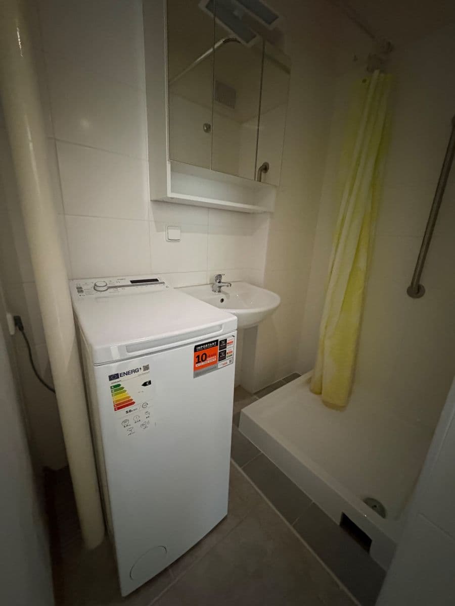 Predaj bytu 1-izbový 25 m², Arabská, Praha, Praha Predaj bytu 1-izbový 25 m², Arabská, Praha, Praha