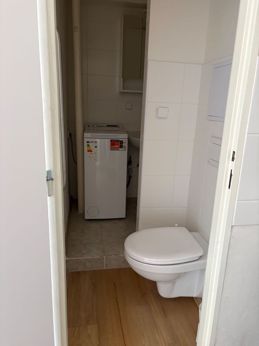 Predaj bytu 1-izbový 25 m², Arabská, Praha, Praha Predaj bytu 1-izbový 25 m², Arabská, Praha, Praha