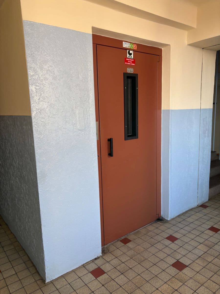 Predaj bytu 1-izbový 25 m², Arabská, Praha, Praha Predaj bytu 1-izbový 25 m², Arabská, Praha, Praha