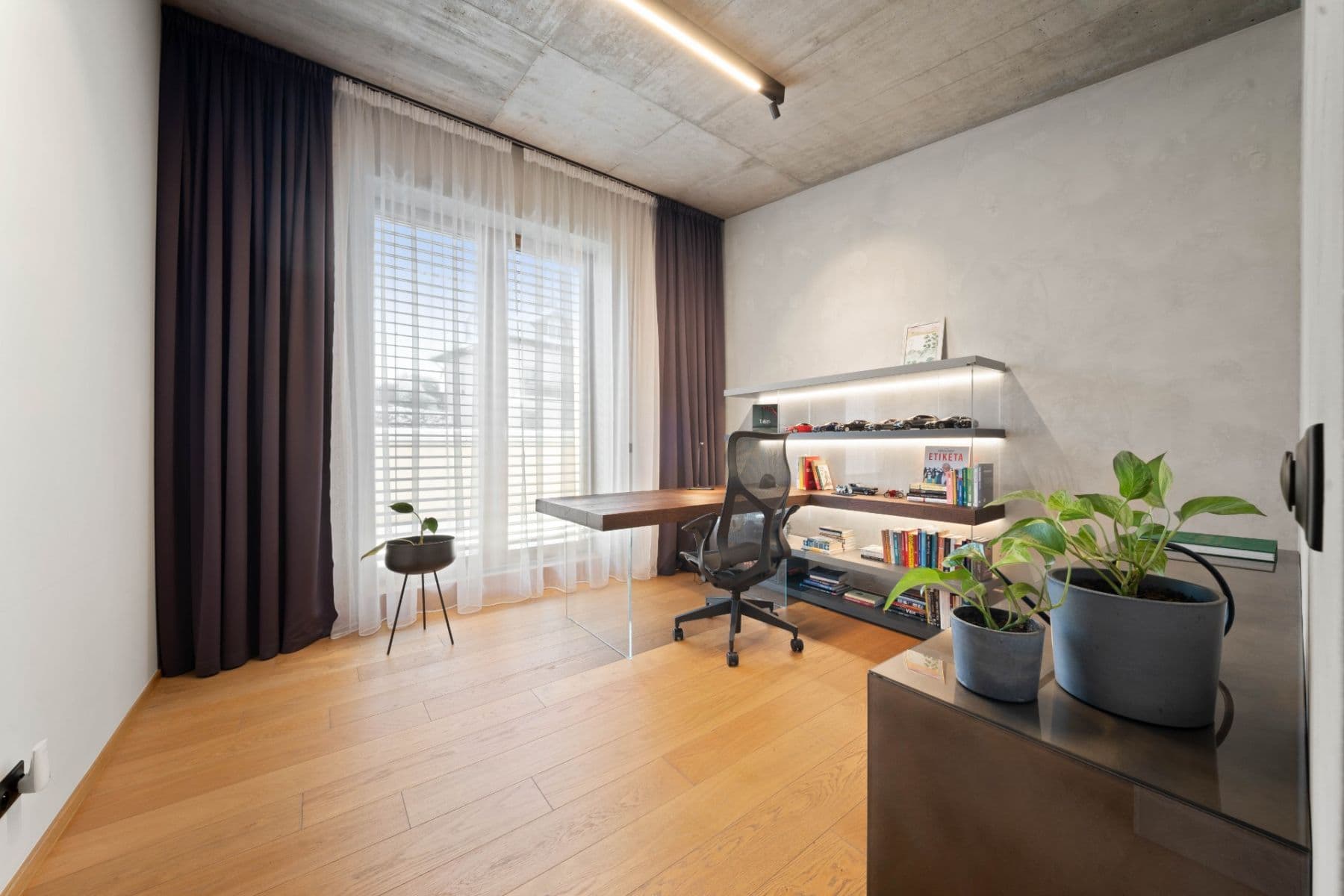Predaj bytu 4-izbový 107 m², 5. máje, Praha, Praha Predaj bytu 4-izbový 107 m², 5. máje, Praha, Praha