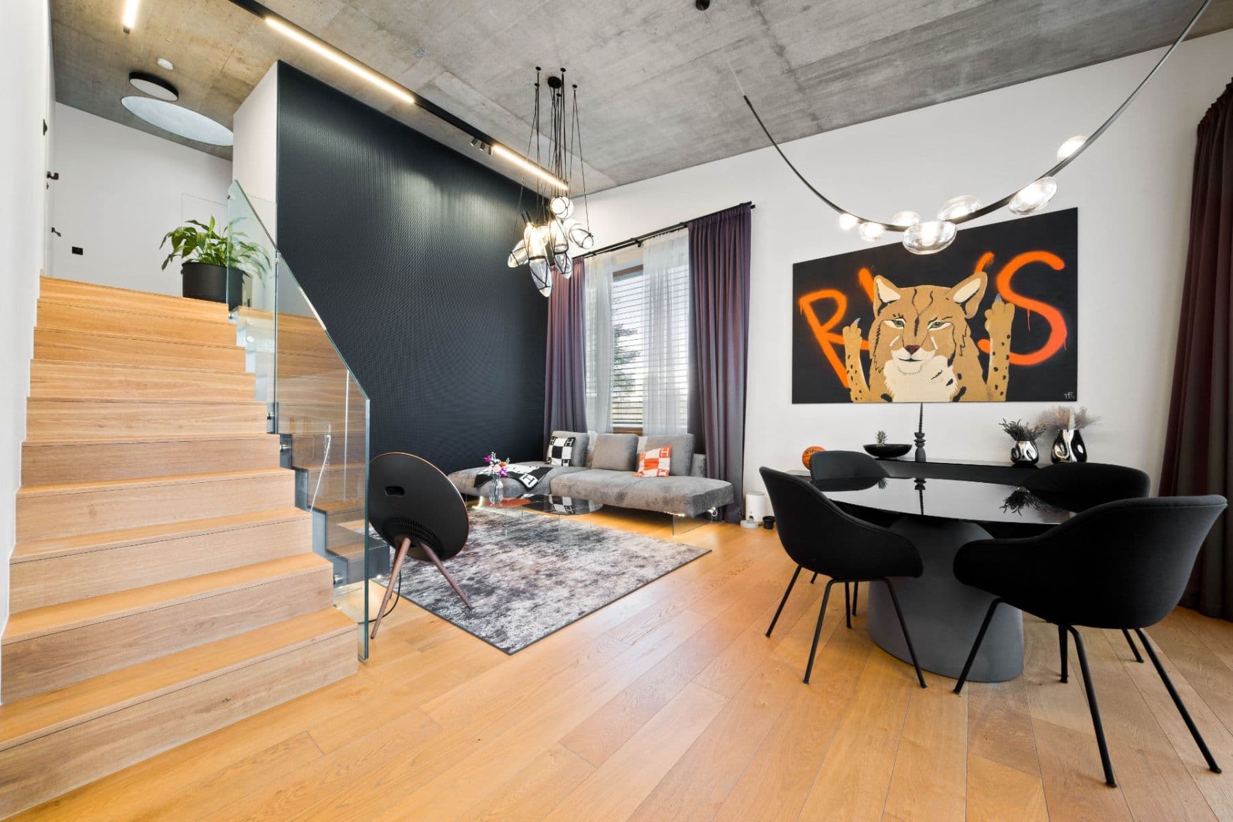 Predaj bytu 4-izbový 107 m², 5. máje, Praha, Praha Predaj bytu 4-izbový 107 m², 5. máje, Praha, Praha