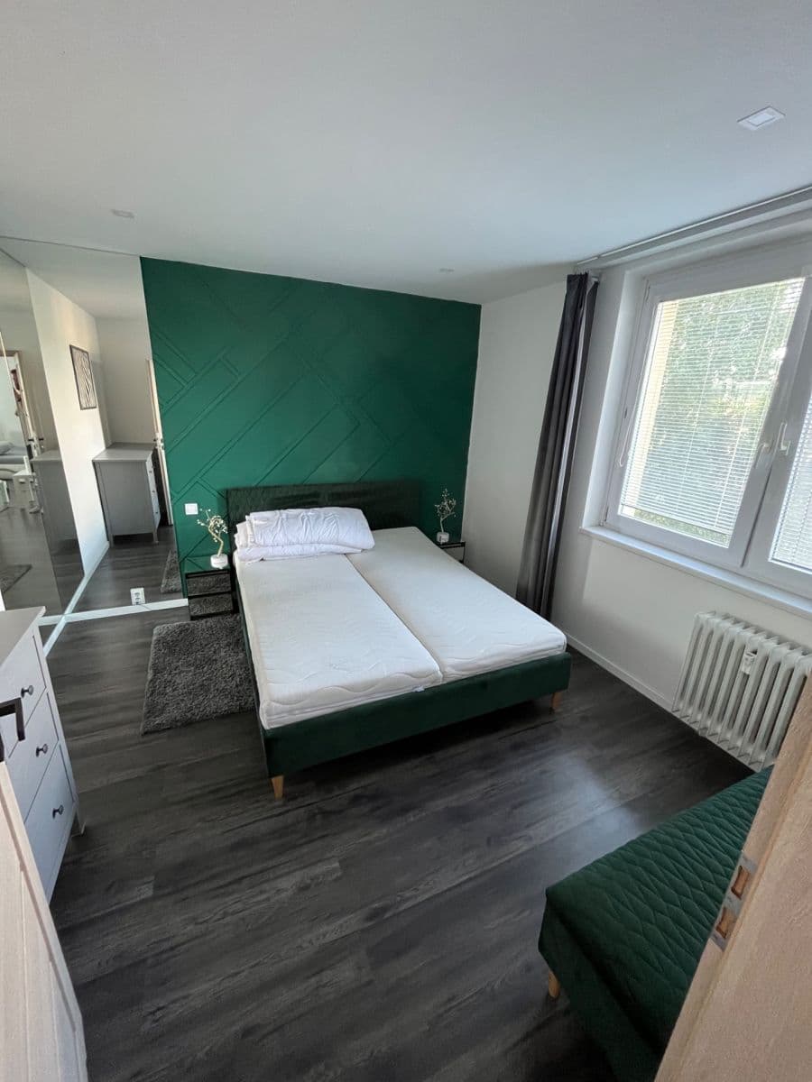 Prenájom bytu 3-izbový 60 m², Komenského, Piešťany, Trnavský kraj Prenájom bytu 3-izbový 60 m², Komenského, Piešťany, Trnavský kraj