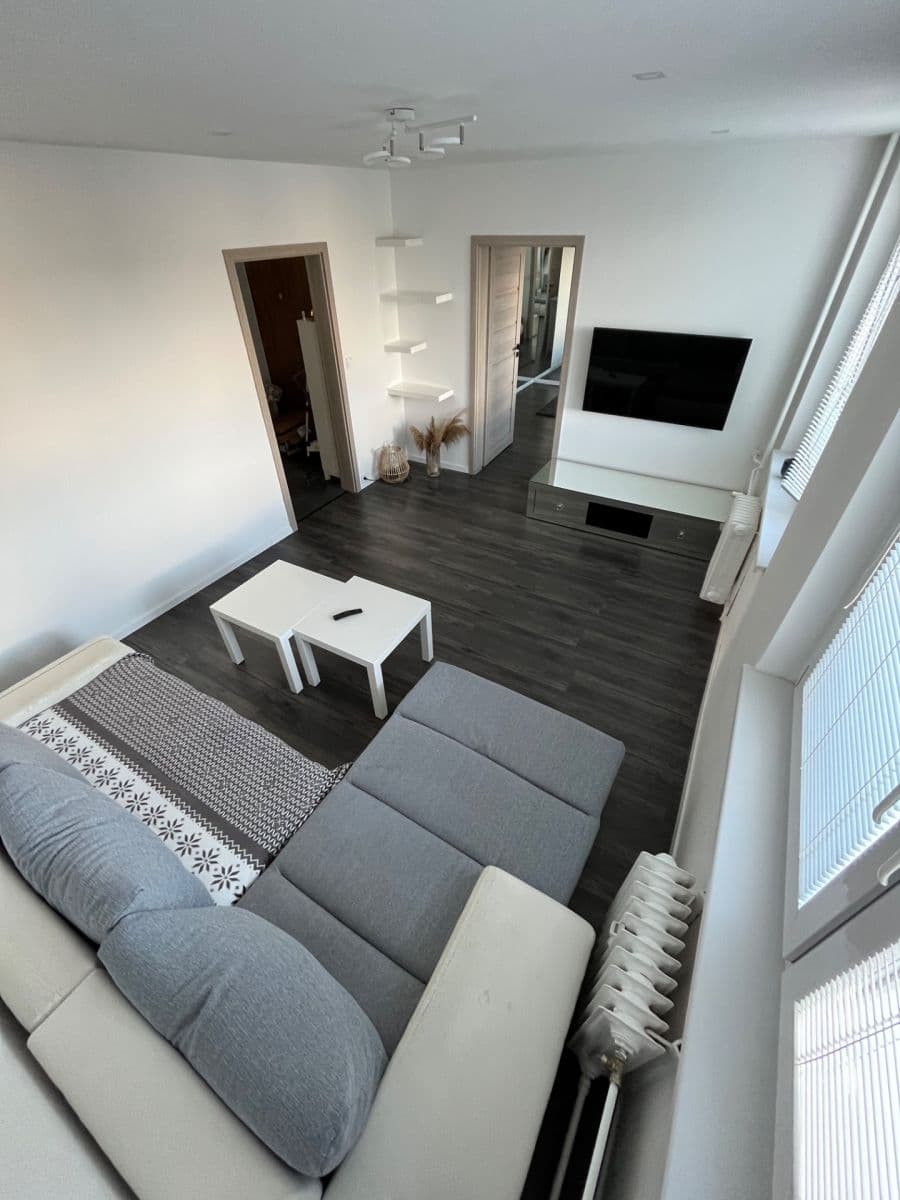 Prenájom bytu 3-izbový 60 m², Komenského, Piešťany, Trnavský kraj Prenájom bytu 3-izbový 60 m², Komenského, Piešťany, Trnavský kraj