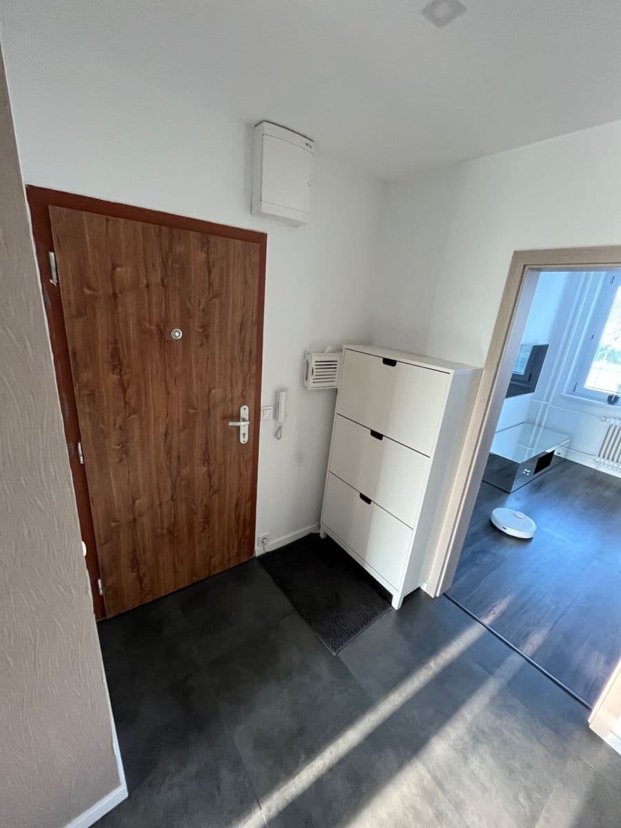 Prenájom bytu 3-izbový 60 m², Komenského, Piešťany, Trnavský kraj Prenájom bytu 3-izbový 60 m², Komenského, Piešťany, Trnavský kraj