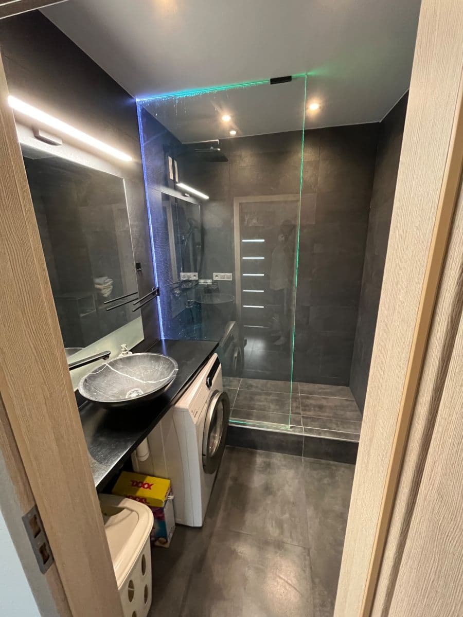 Prenájom bytu 3-izbový 60 m², Komenského, Piešťany, Trnavský kraj Prenájom bytu 3-izbový 60 m², Komenského, Piešťany, Trnavský kraj