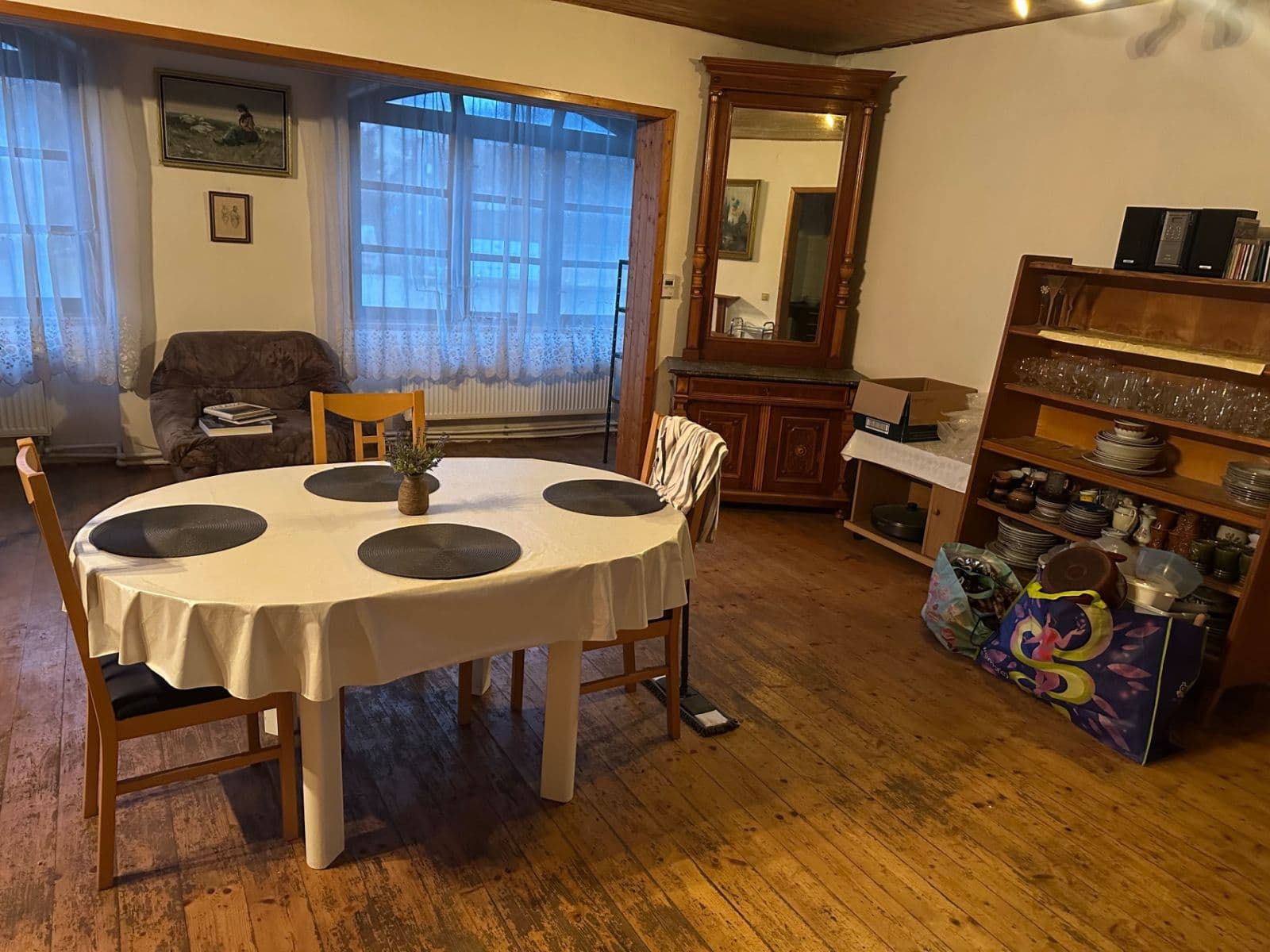 Predaj domu 600 m², pozemek 2.500 m², Bojanovice, Středočeský kraj Predaj domu 600 m², pozemek 2.500 m², Bojanovice, Středočeský kraj