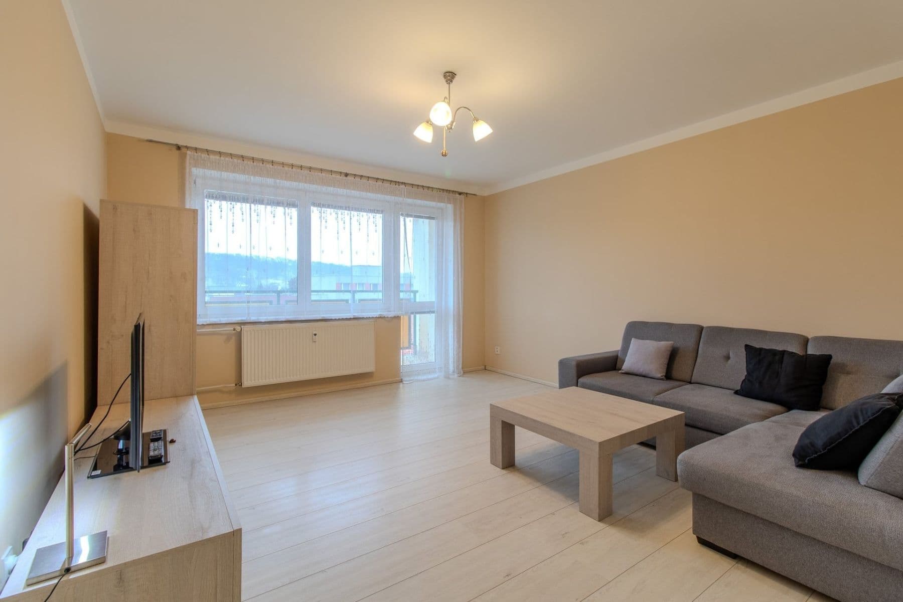 Prenájom bytu 2-izbový 70 m², Na Hrádku, Kralupy nad Vltavou, Středočeský kraj Prenájom bytu 2-izbový 70 m², Na Hrádku, Kralupy nad Vltavou, Středočeský kraj