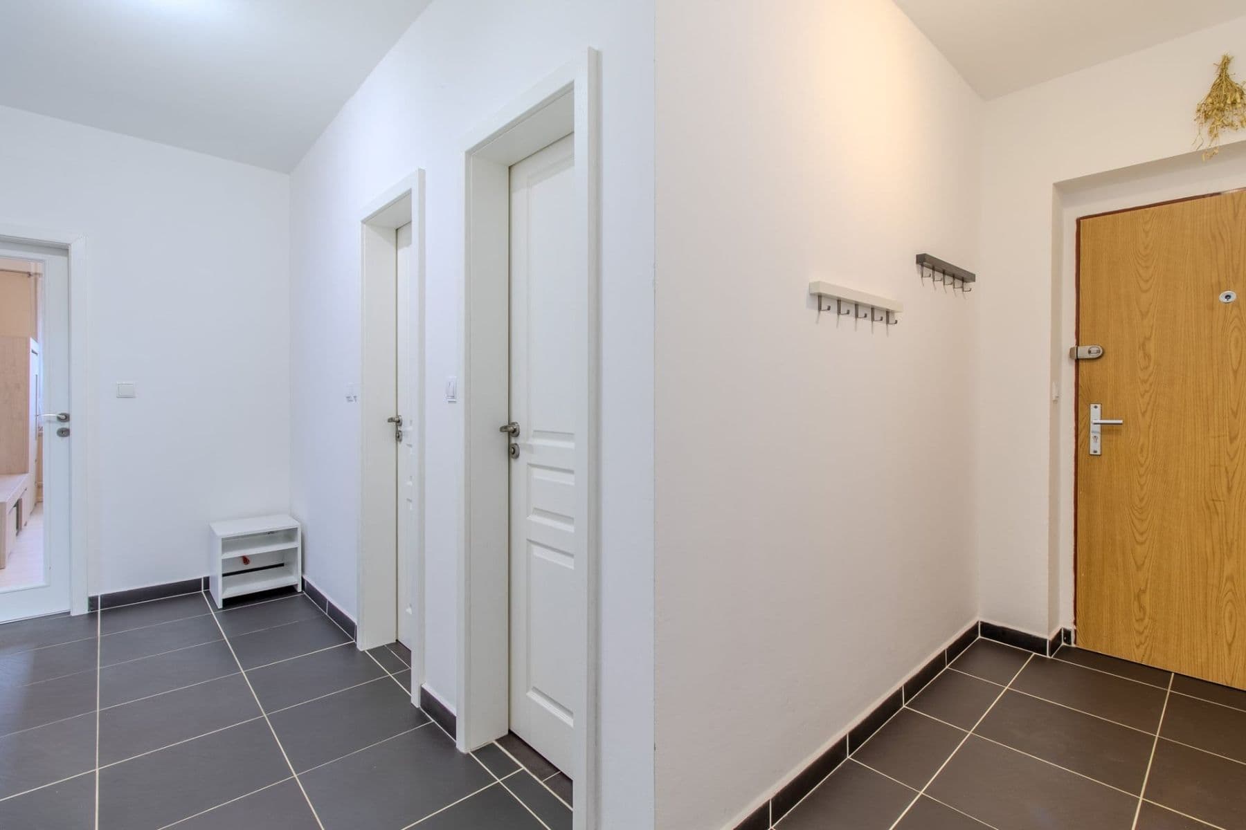 Prenájom bytu 2-izbový 70 m², Na Hrádku, Kralupy nad Vltavou, Středočeský kraj Prenájom bytu 2-izbový 70 m², Na Hrádku, Kralupy nad Vltavou, Středočeský kraj