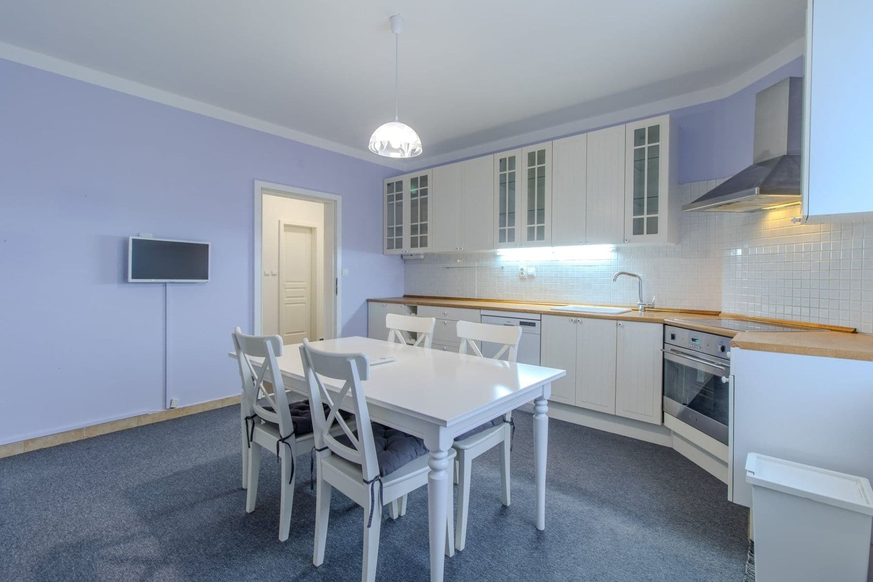 Prenájom bytu 2-izbový 70 m², Na Hrádku, Kralupy nad Vltavou, Středočeský kraj Prenájom bytu 2-izbový 70 m², Na Hrádku, Kralupy nad Vltavou, Středočeský kraj