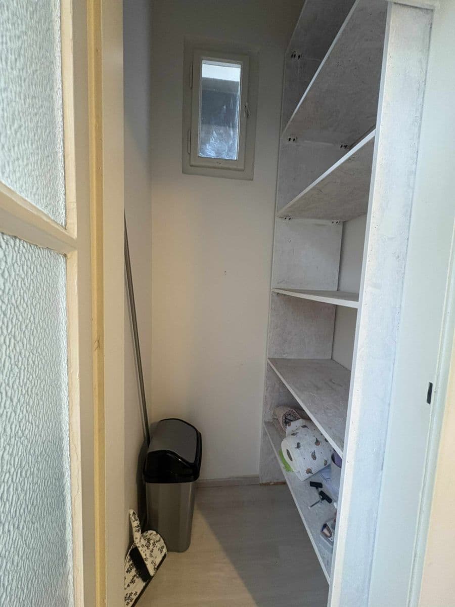 Prenájom bytu 2-izbový 49 m², Na Louži, Praha, Praha Prenájom bytu 2-izbový 49 m², Na Louži, Praha, Praha