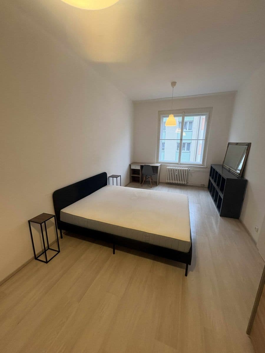 Prenájom bytu 2-izbový 49 m², Na Louži, Praha, Praha Prenájom bytu 2-izbový 49 m², Na Louži, Praha, Praha