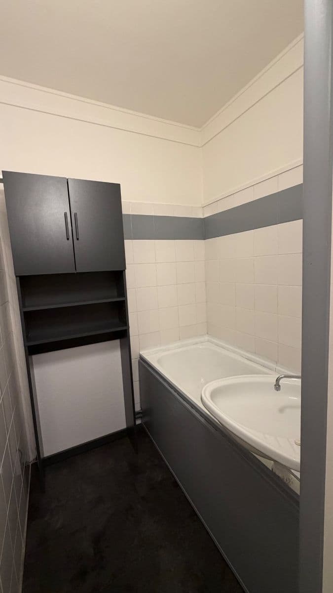 Predaj bytu 2-izbový 60 m², Brněnská, Olomouc, Olomoucký kraj Predaj bytu 2-izbový 60 m², Brněnská, Olomouc, Olomoucký kraj