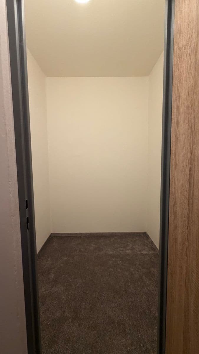 Predaj bytu 2-izbový 60 m², Brněnská, Olomouc, Olomoucký kraj Predaj bytu 2-izbový 60 m², Brněnská, Olomouc, Olomoucký kraj