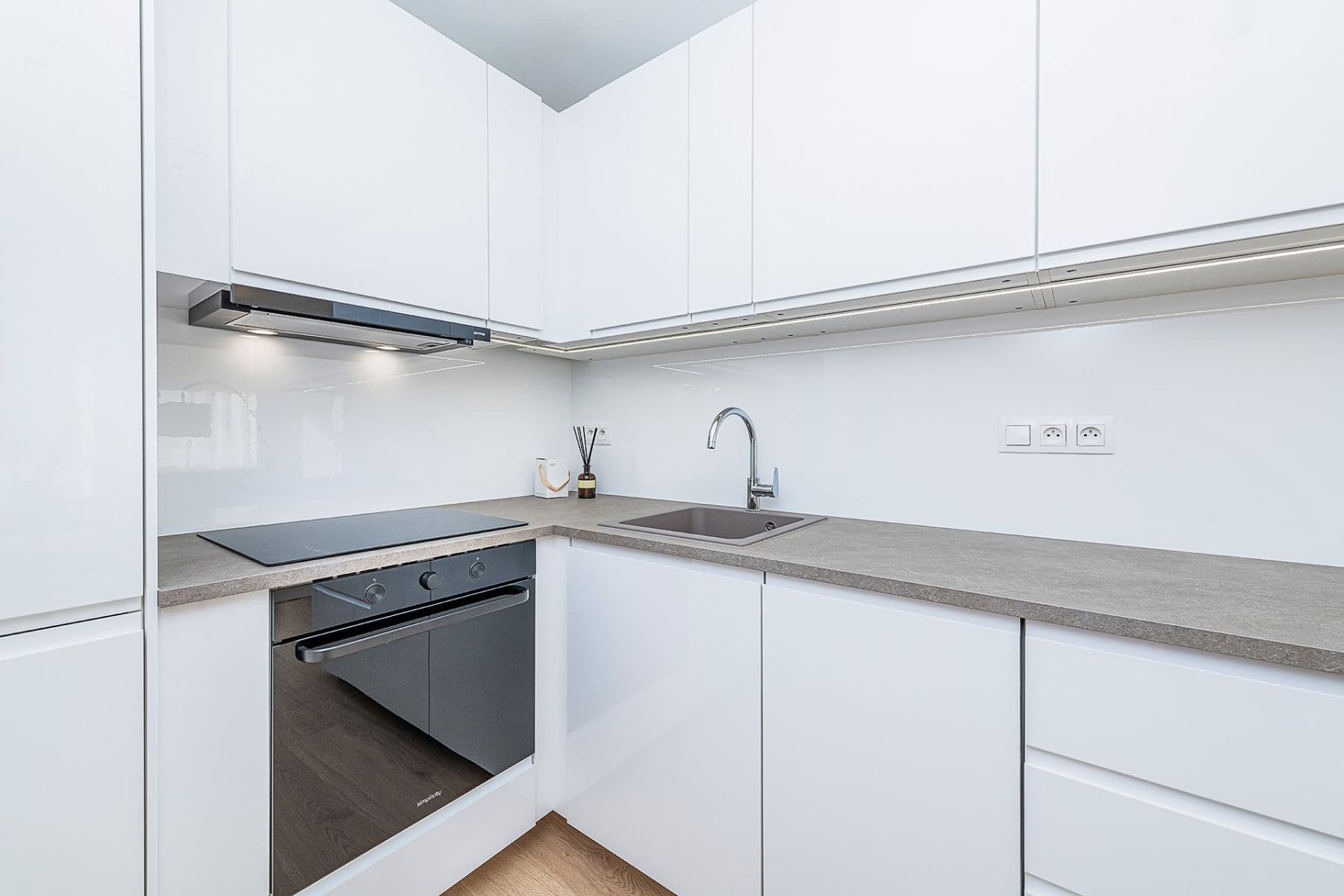 Predaj bytu 2-izbový 46 m², Tererova, Praha, Praha Predaj bytu 2-izbový 46 m², Tererova, Praha, Praha