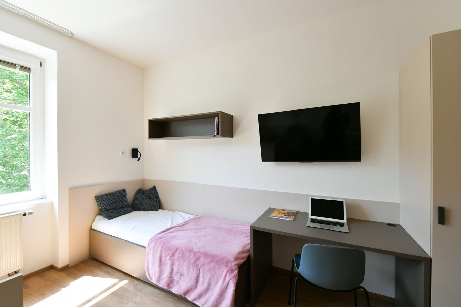 Prenájom bytu 1-izbový 20 m², Na Ostrůvku, Praha, Praha Prenájom bytu 1-izbový 20 m², Na Ostrůvku, Praha, Praha