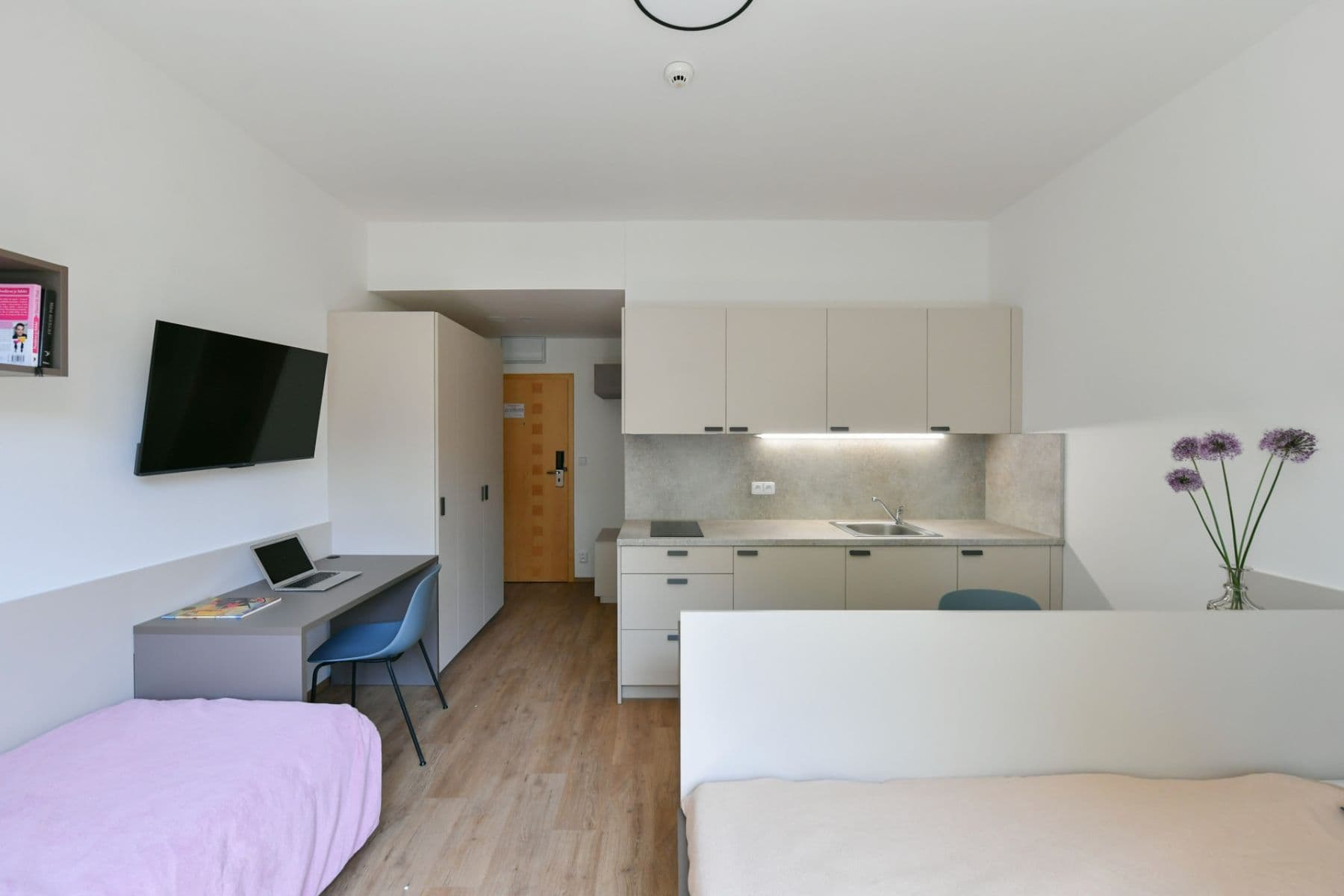 Prenájom bytu 1-izbový 20 m², Na Ostrůvku, Praha, Praha Prenájom bytu 1-izbový 20 m², Na Ostrůvku, Praha, Praha