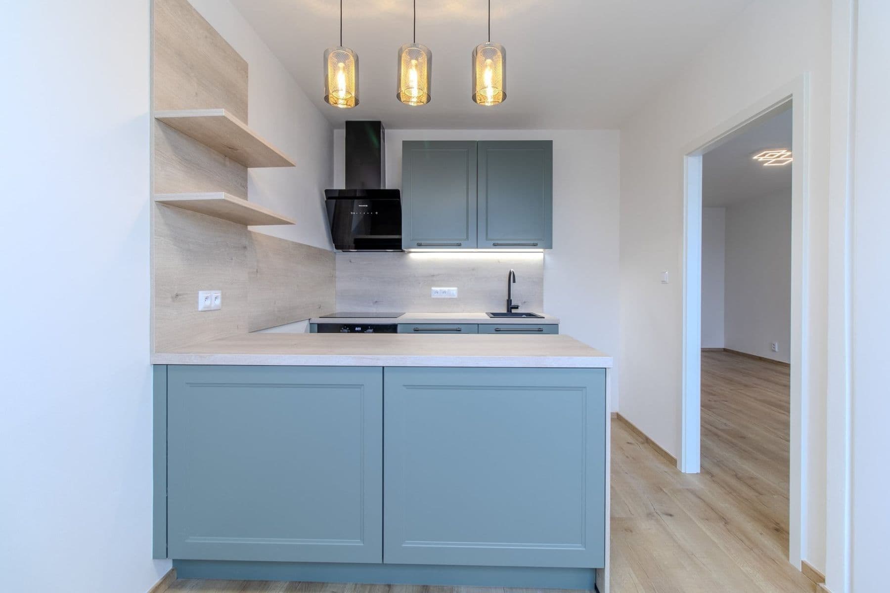 Prenájom bytu 3-izbový 69 m², Slancova, Praha, Praha Prenájom bytu 3-izbový 69 m², Slancova, Praha, Praha