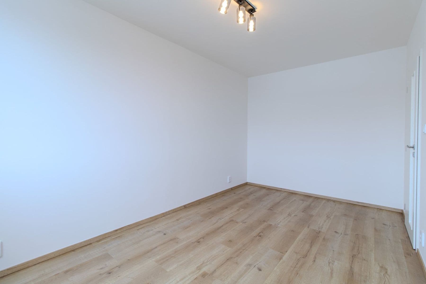 Prenájom bytu 3-izbový 69 m², Slancova, Praha, Praha Prenájom bytu 3-izbový 69 m², Slancova, Praha, Praha