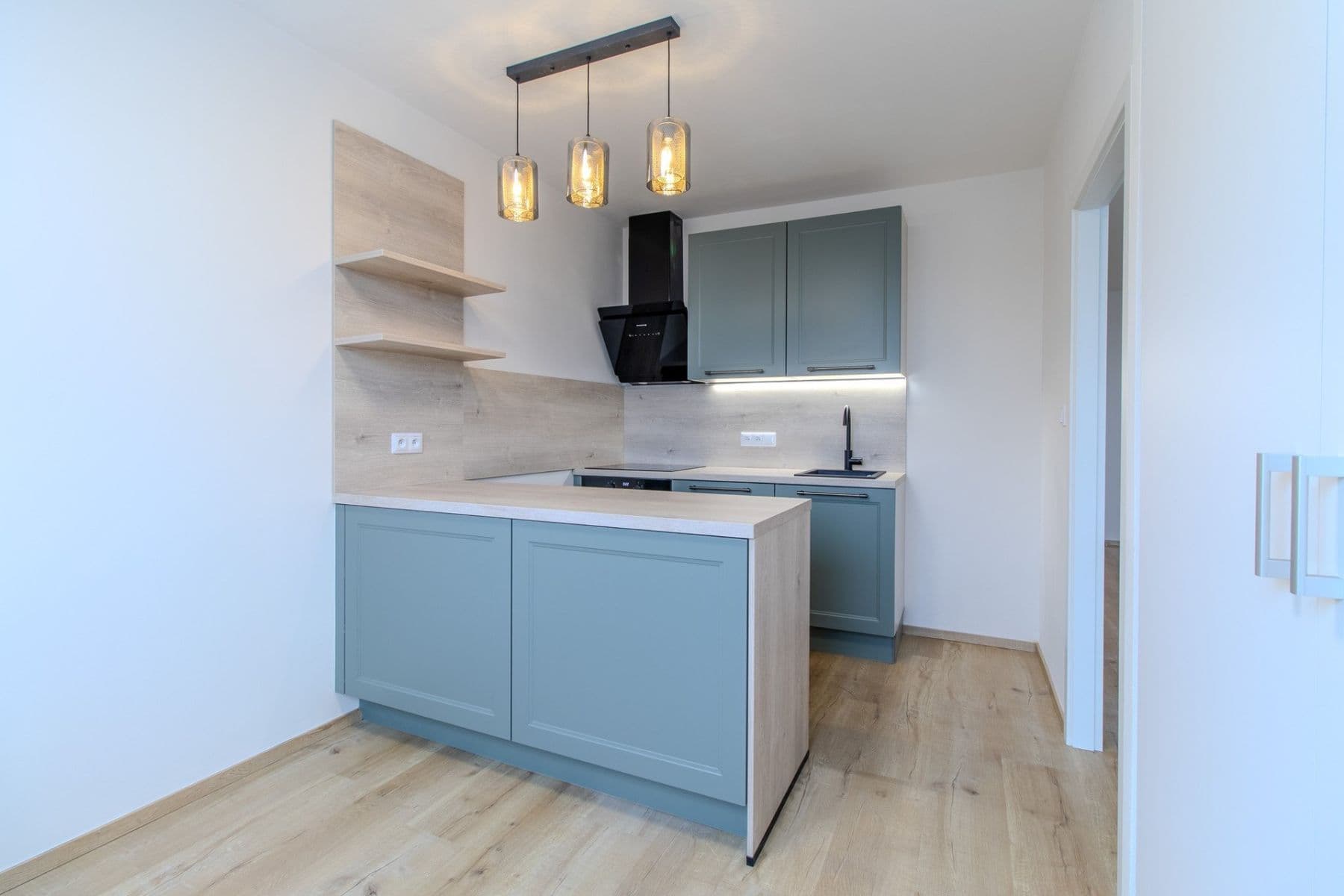 Prenájom bytu 3-izbový 69 m², Slancova, Praha, Praha Prenájom bytu 3-izbový 69 m², Slancova, Praha, Praha