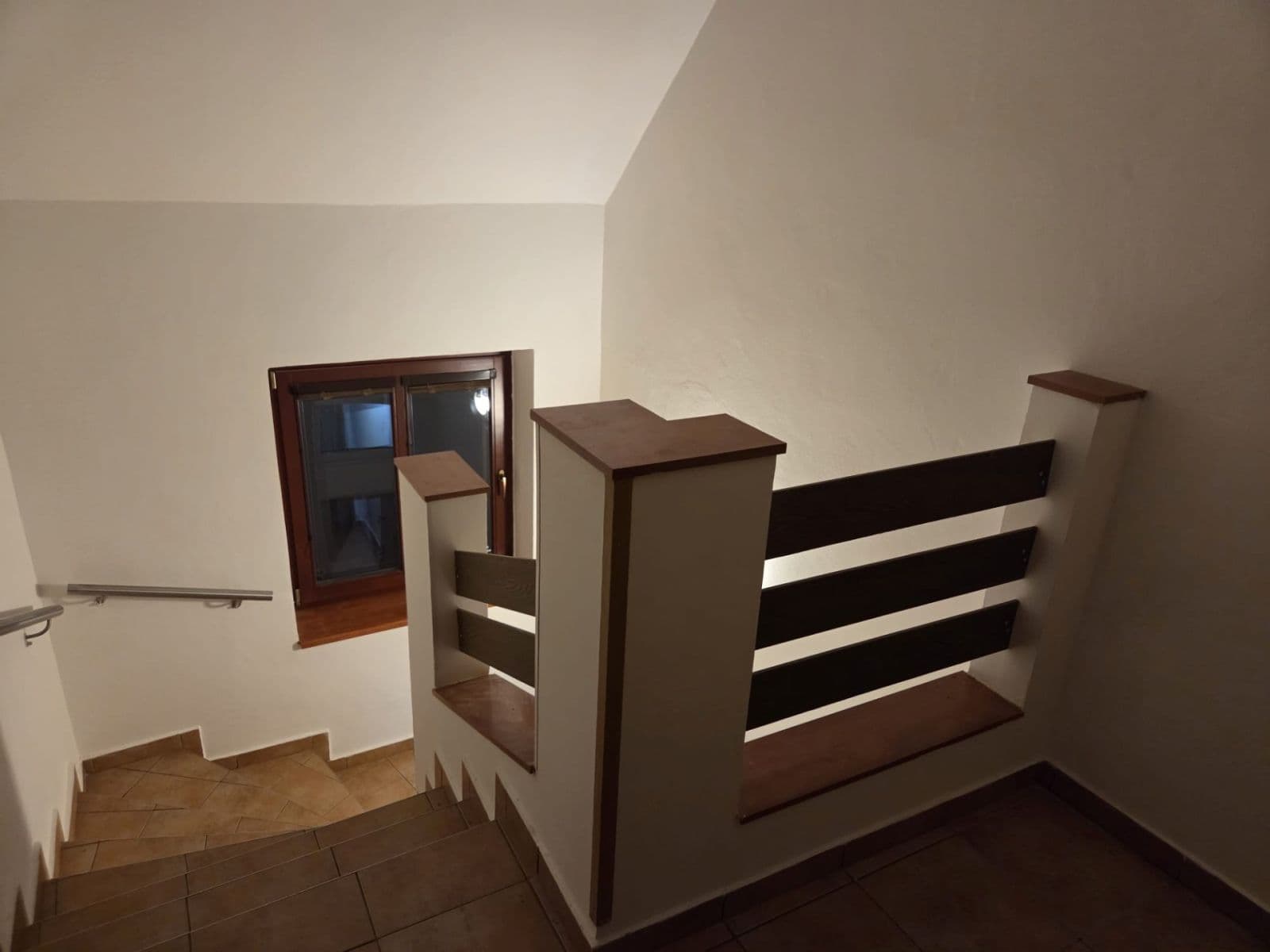 Prenájom bytu 2-izbový 60 m², Ulice práce, Ústí nad Labem, Ústecký kraj Prenájom bytu 2-izbový 60 m², Ulice práce, Ústí nad Labem, Ústecký kraj