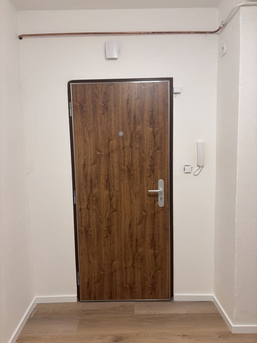 Prenájom bytu 2-izbový 60 m², Budovatelská, Ostrava, Moravskoslezský kraj Prenájom bytu 2-izbový 60 m², Budovatelská, Ostrava, Moravskoslezský kraj