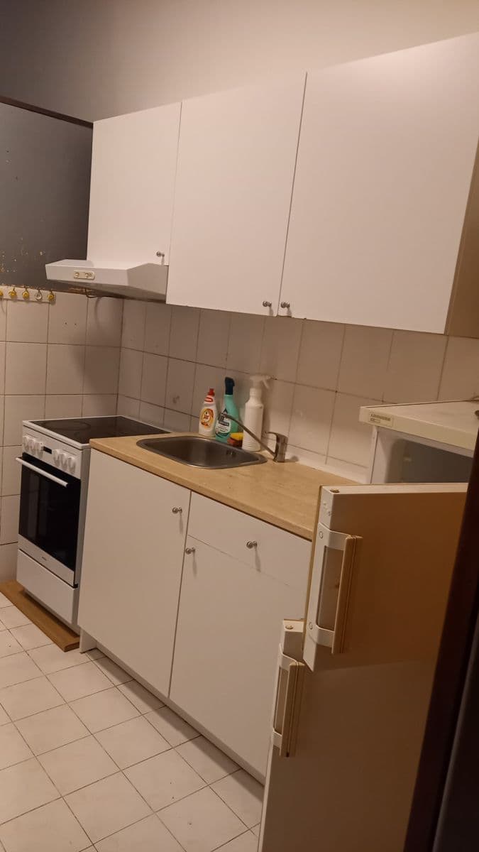 Prenájom bytu 1-izbový 36 m², Plzeňská, Praha, Praha Prenájom bytu 1-izbový 36 m², Plzeňská, Praha, Praha