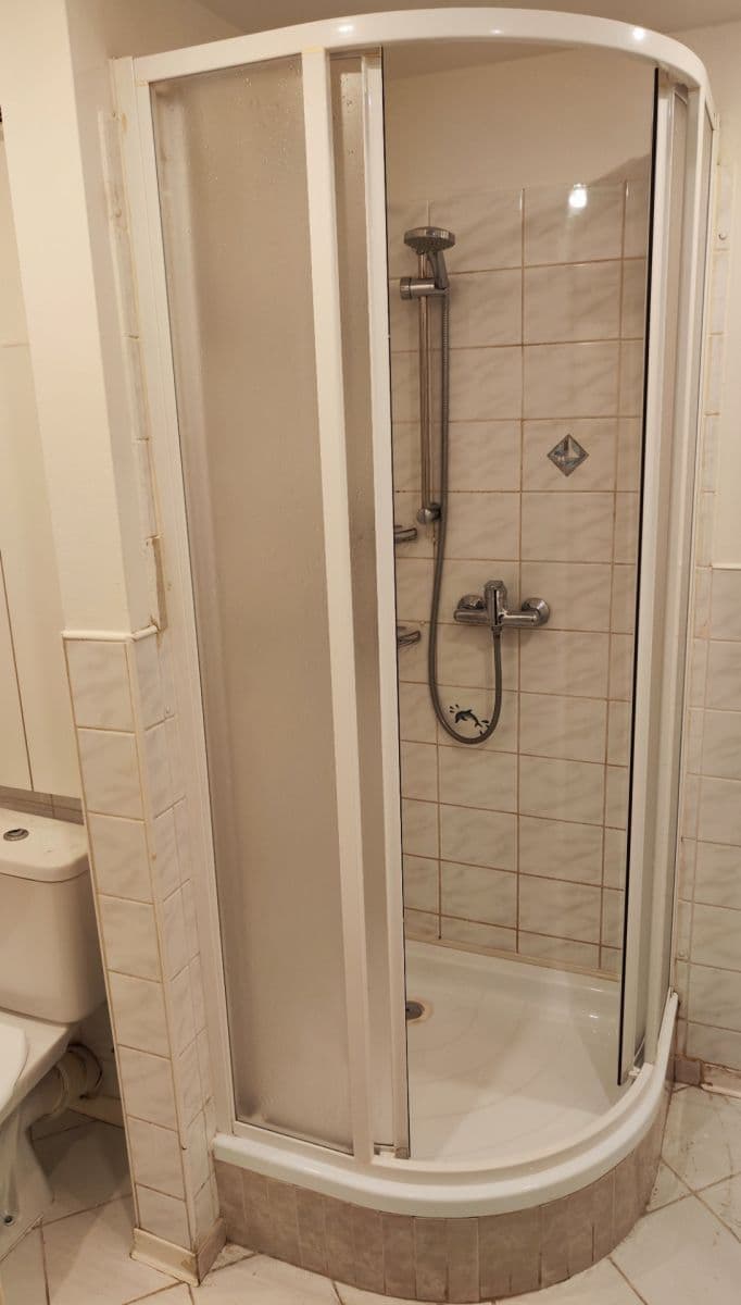 Prenájom bytu 2-izbový 42 m², Mezilesní, Praha, Praha Prenájom bytu 2-izbový 42 m², Mezilesní, Praha, Praha