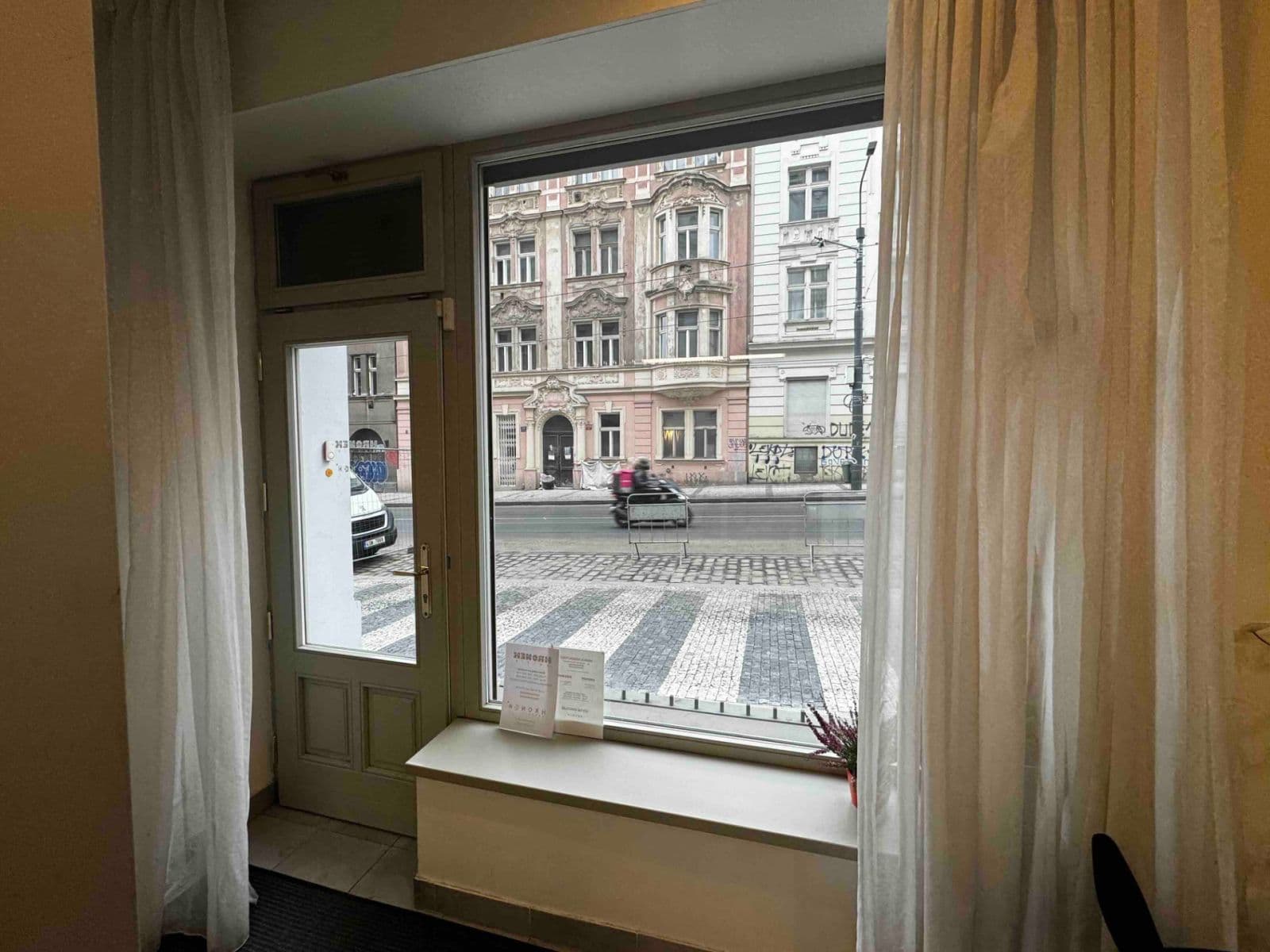 Prenájom kancelárie 85 m², Bělehradská, Praha, Praha Prenájom kancelárie 85 m², Bělehradská, Praha, Praha