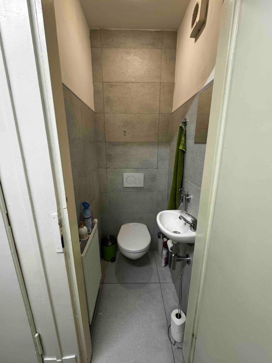 Prenájom kancelárie 85 m², Bělehradská, Praha, Praha Prenájom kancelárie 85 m², Bělehradská, Praha, Praha