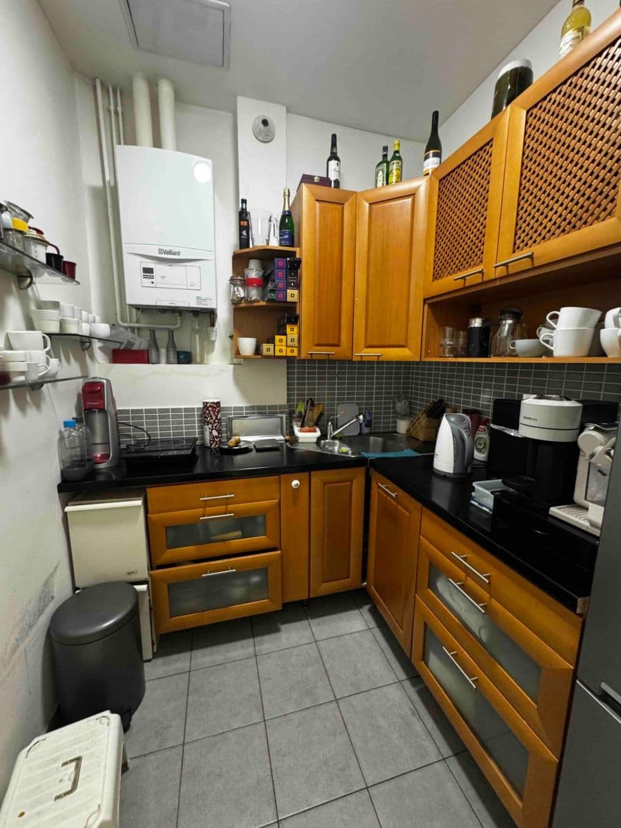 Prenájom kancelárie 85 m², Bělehradská, Praha, Praha Prenájom kancelárie 85 m², Bělehradská, Praha, Praha