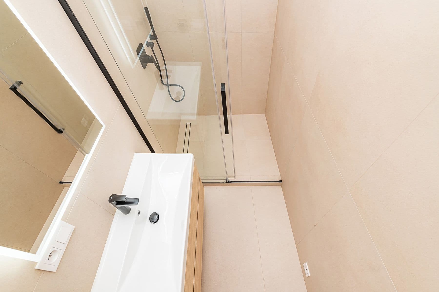 Predaj bytu 2-izbový 42 m², Bulharská, Praha, Praha Predaj bytu 2-izbový 42 m², Bulharská, Praha, Praha