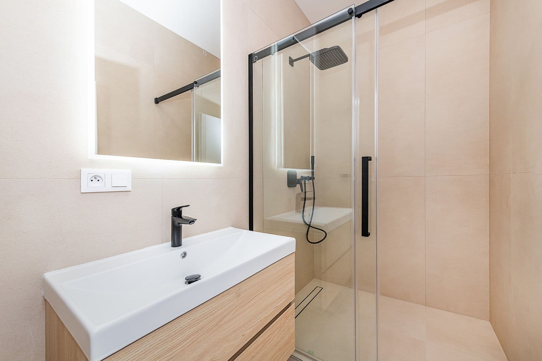 Predaj bytu 2-izbový 42 m², Bulharská, Praha, Praha Predaj bytu 2-izbový 42 m², Bulharská, Praha, Praha