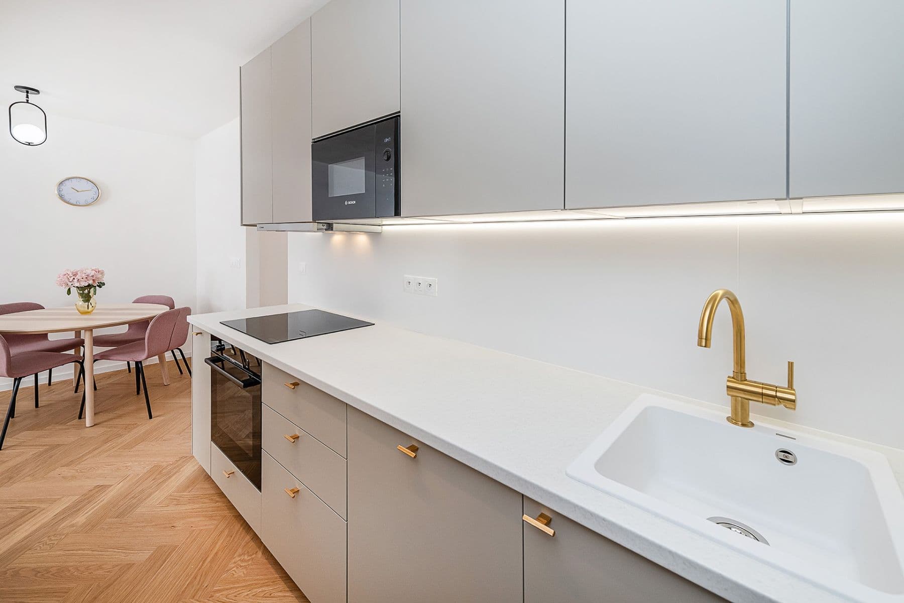 Predaj bytu 2-izbový 42 m², Bulharská, Praha, Praha Predaj bytu 2-izbový 42 m², Bulharská, Praha, Praha