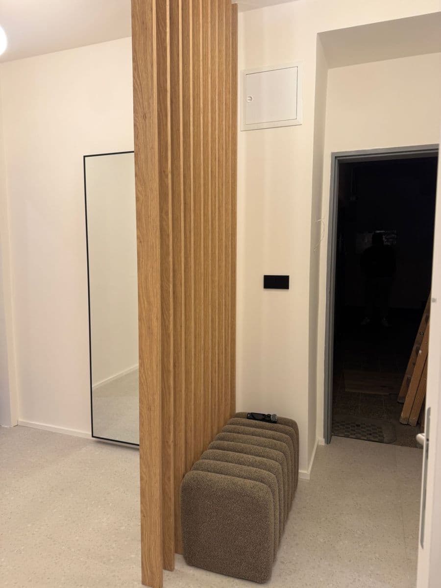 Prenájom bytu 3-izbový 73 m², Sokolovská, Praha, Praha Prenájom bytu 3-izbový 73 m², Sokolovská, Praha, Praha