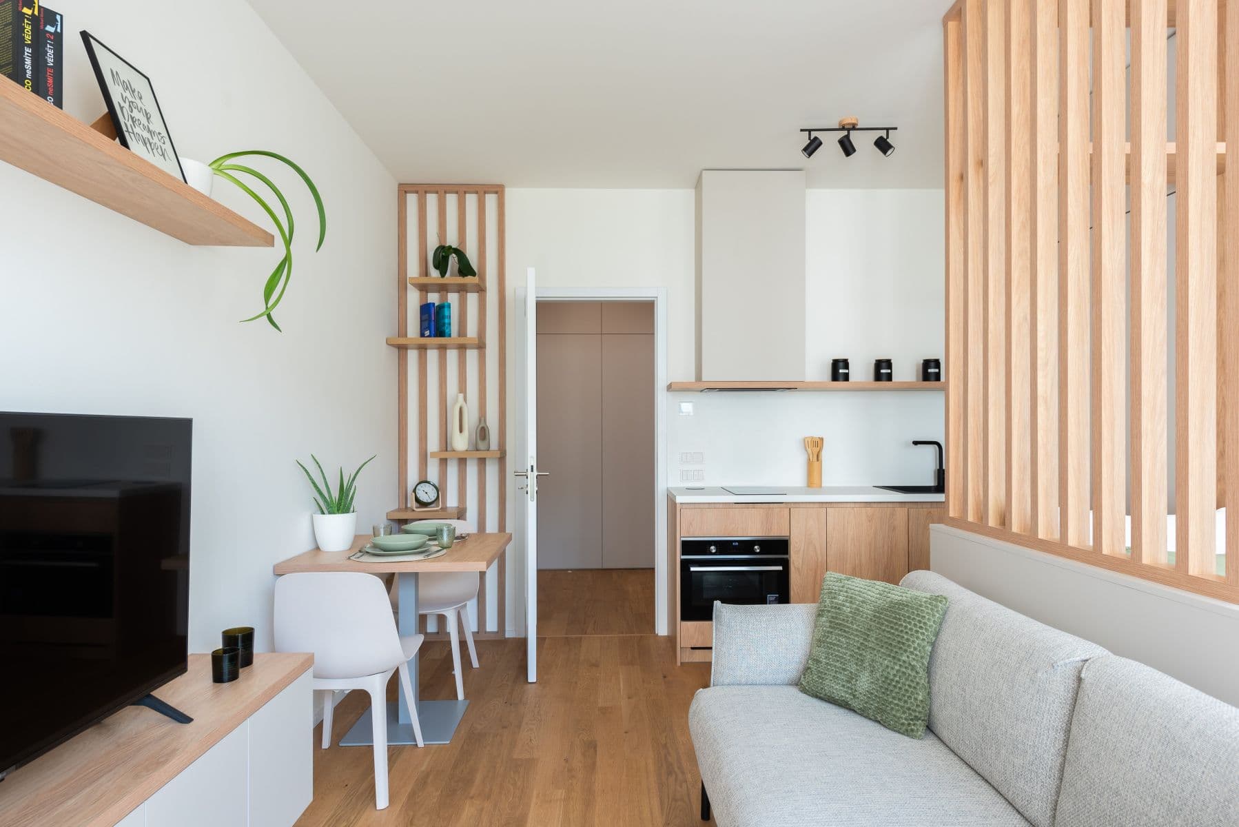 Prenájom bytu 32 m², U Průhonu, Praha, Praha Prenájom bytu 32 m², U Průhonu, Praha, Praha