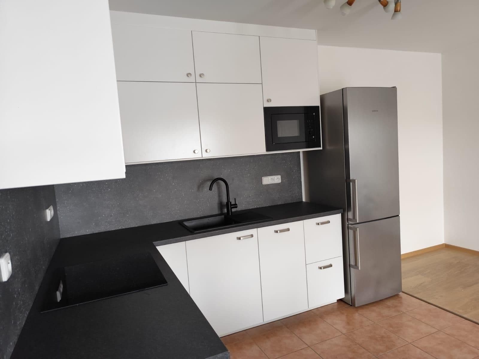 Prenájom bytu 2-izbový 58 m², Na Ladech, Květnice, Středočeský kraj Prenájom bytu 2-izbový 58 m², Na Ladech, Květnice, Středočeský kraj