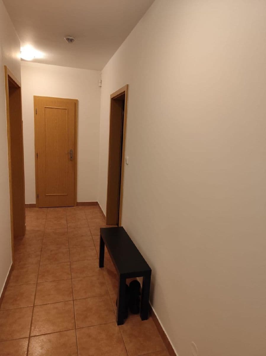 Prenájom bytu 2-izbový 58 m², Na Ladech, Květnice, Středočeský kraj Prenájom bytu 2-izbový 58 m², Na Ladech, Květnice, Středočeský kraj