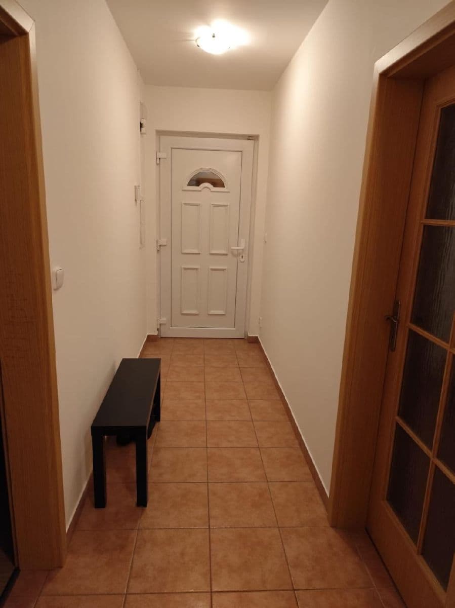 Prenájom bytu 2-izbový 58 m², Na Ladech, Květnice, Středočeský kraj Prenájom bytu 2-izbový 58 m², Na Ladech, Květnice, Středočeský kraj