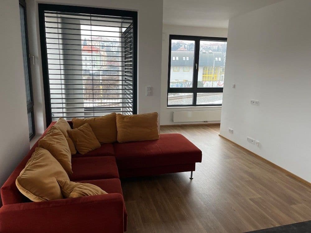 Prenájom bytu 1-izbový 38 m², Závišova, Praha, Praha Prenájom bytu 1-izbový 38 m², Závišova, Praha, Praha